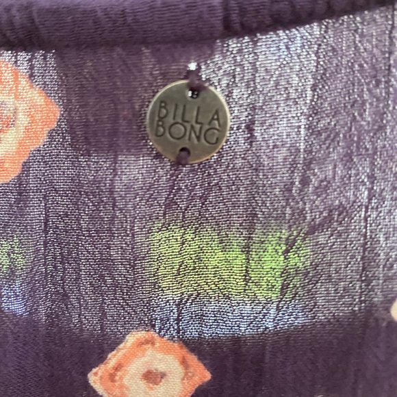 BILLABONG TOP! - Picture 4 of 8